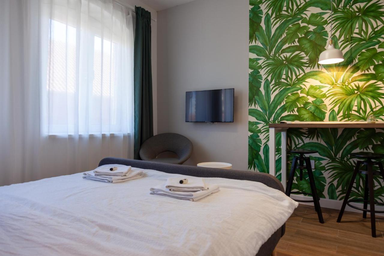 Hotel Moms House Golubac Esterno foto