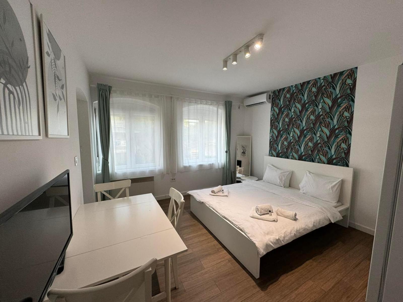 Hotel Moms House Golubac Esterno foto