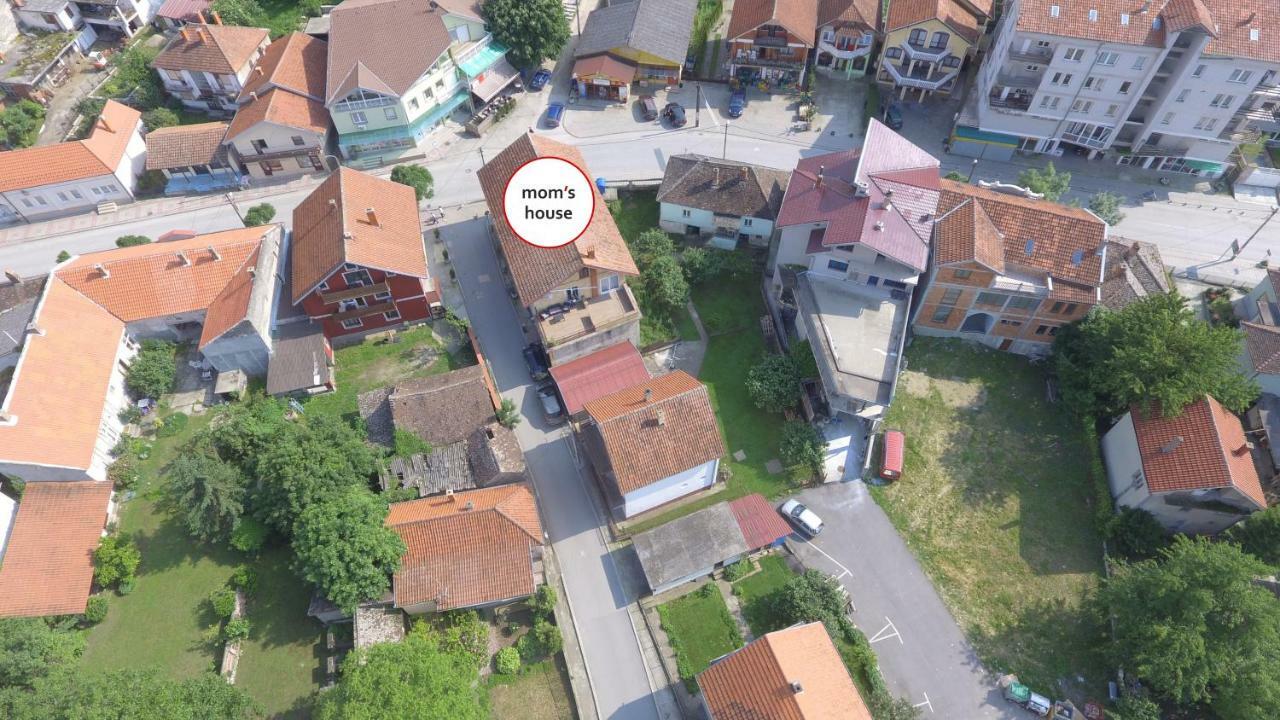 Hotel Moms House Golubac Esterno foto