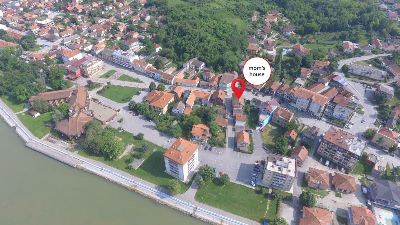 Hotel Moms House Golubac Esterno foto